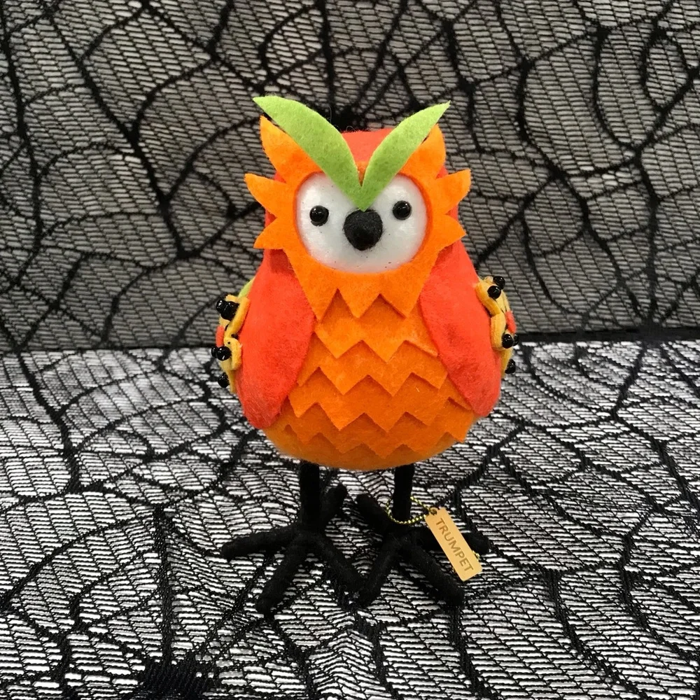 Target Halloween 2021 Hyde & Eek TRUMPET Bird